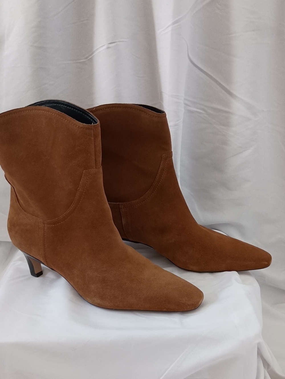 Nordstrom Suede Pointed-Toe Ankle Booties in Chestnut Brown